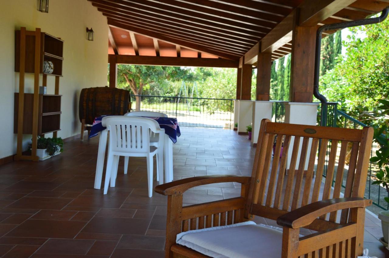 Casa Vacanza Borgo Parrini Партинико Экстерьер фото